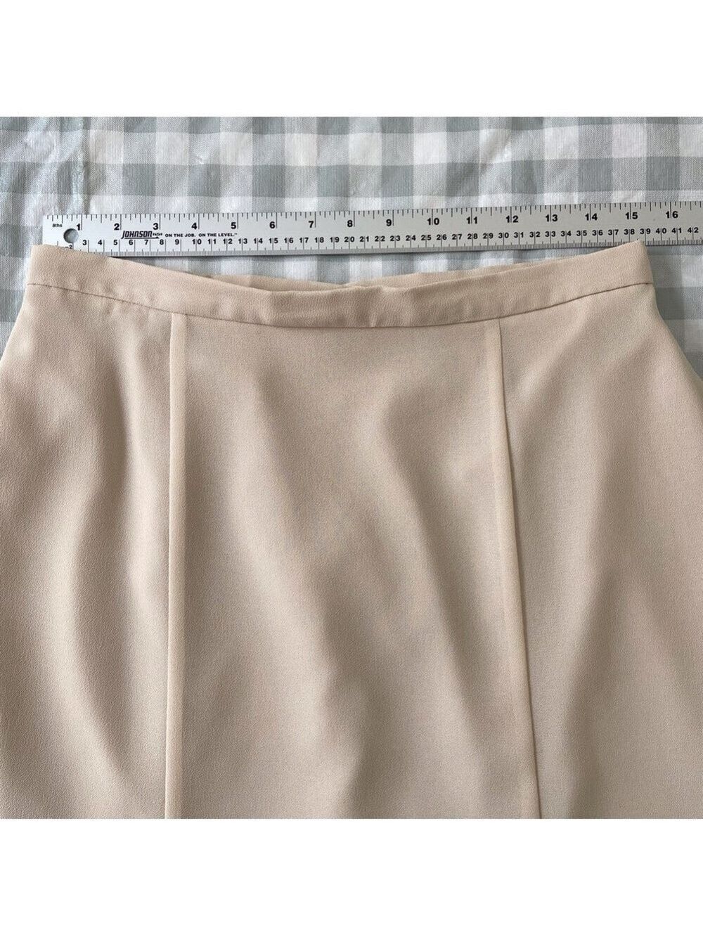 Joseph Ribkoff Nude Crepe Midi Skirt Size 8 Romantic Feminine Oldies Chic - Picture 9 of 12